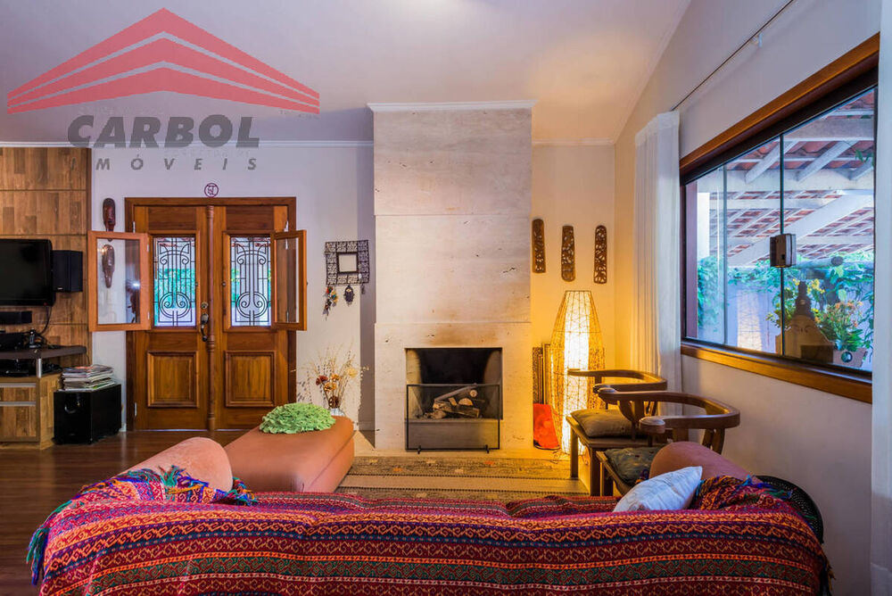 Casa de Condomínio à venda com 3 quartos, 470m² - Foto 1
