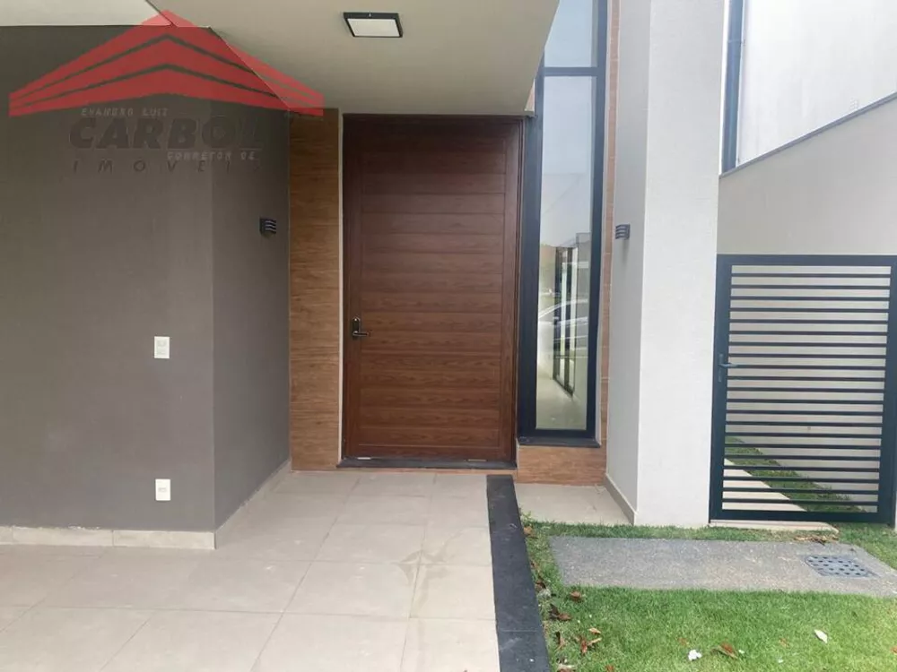 Casa de Condomínio à venda com 4 quartos, 235m² - Foto 2