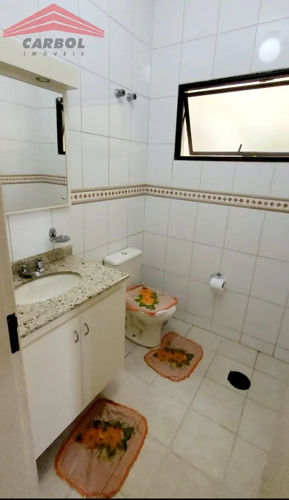 Casa, 3 quartos, 246 m² - Foto 1