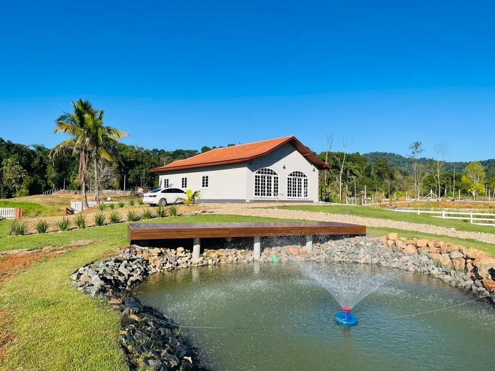 Sítio, 3 quartos, 4844 m² - Foto 1