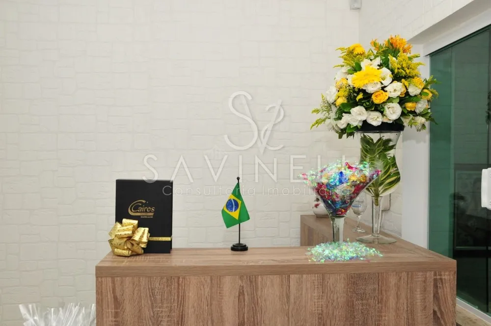 Casa, 5 quartos, 290 m² - Foto 1
