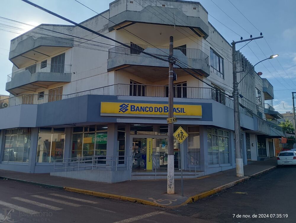 Loja-Salão, 745 m² - Foto 1