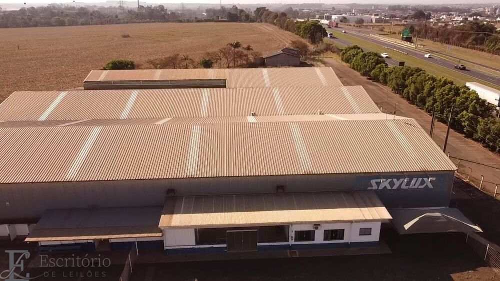 Depósito-Galpão, 10600 m² - Foto 1