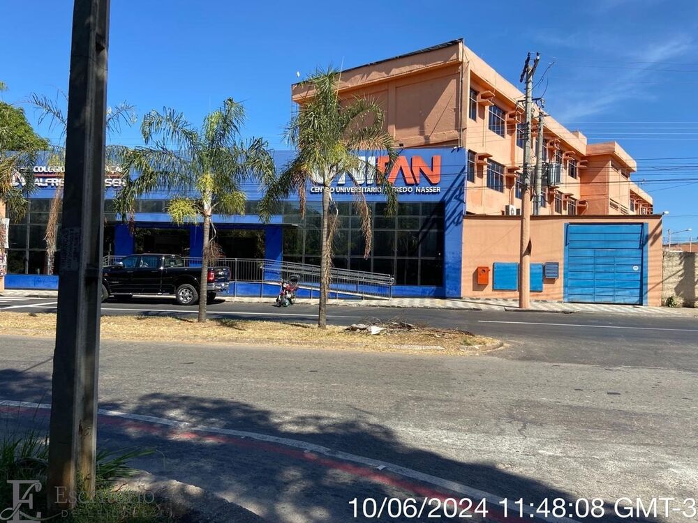 Loja-Salão, 3982 m² - Foto 1