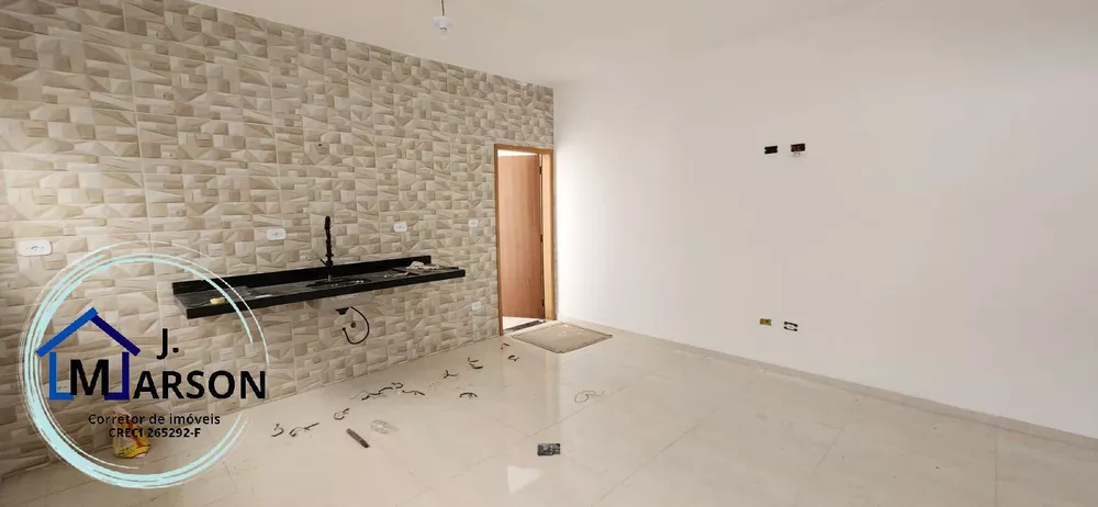 Casa à venda com 2 quartos, 90m² - Foto 2