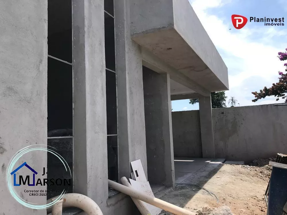 Casa à venda com 3 quartos, 160m² - Foto 1