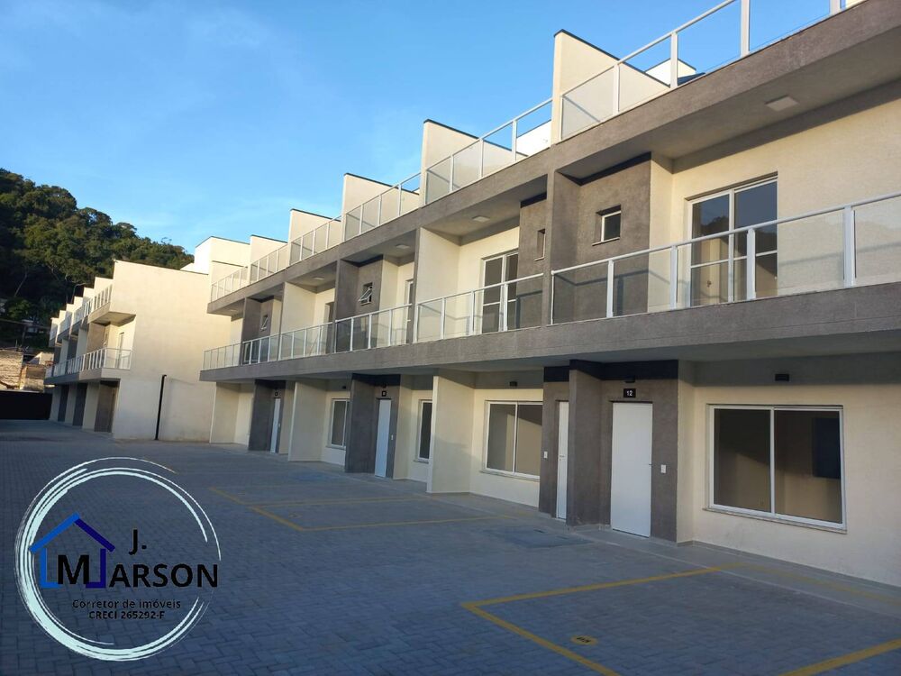 Casa à venda com 2 quartos, 84m² - Foto 1