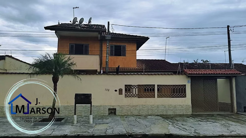 Sobrado à venda com 4 quartos, 254m² - Foto 1