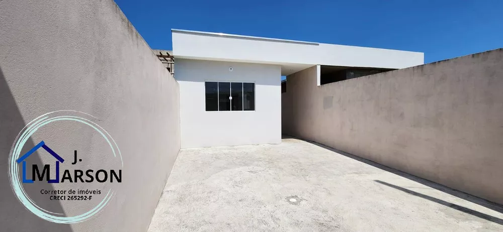 Casa à venda com 3 quartos, 82m² - Foto 1