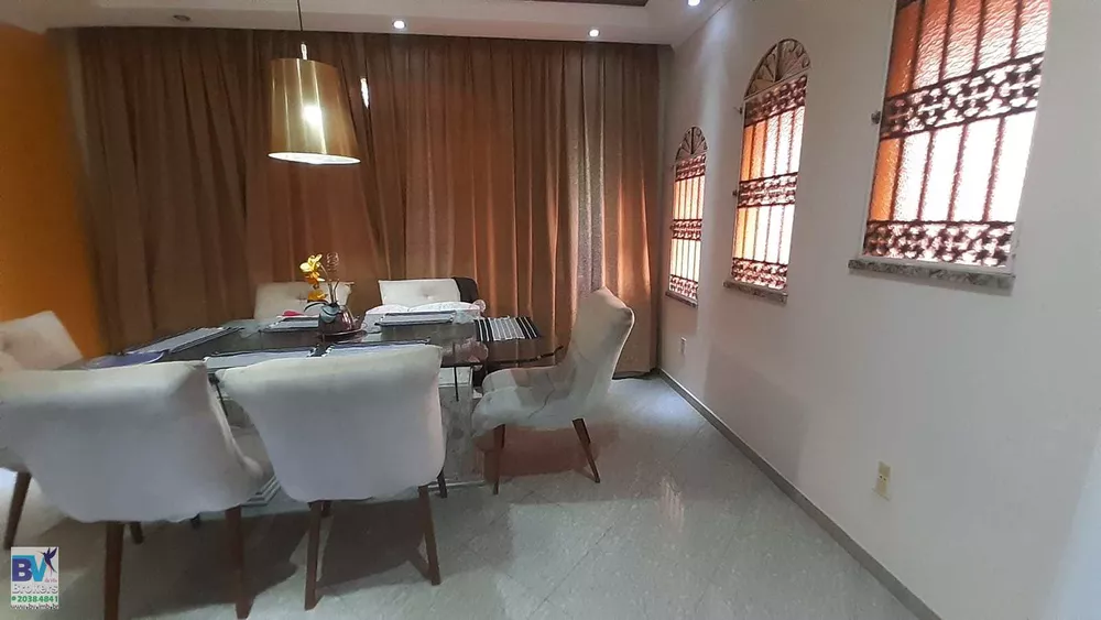 Casa, 3 quartos, 243 m² - Foto 14