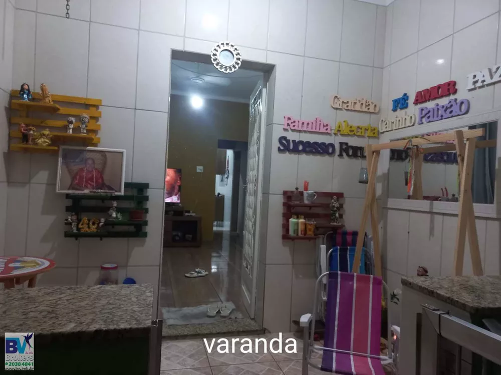 Casa, 4 quartos, 199 m² - Foto 1
