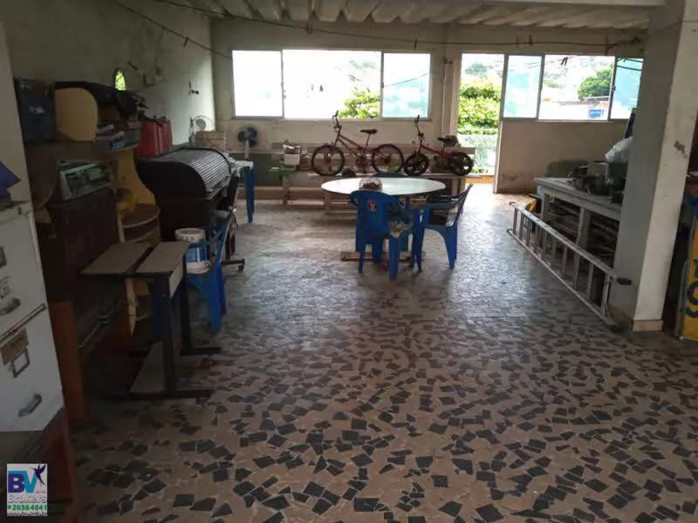 Casa, 3 quartos, 250 m² - Foto 17