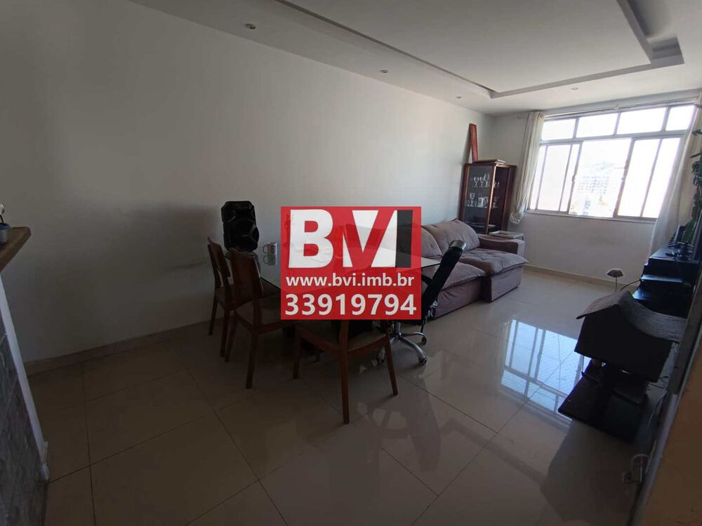 Apartamento à venda com 3 quartos, 80m² - Foto 1