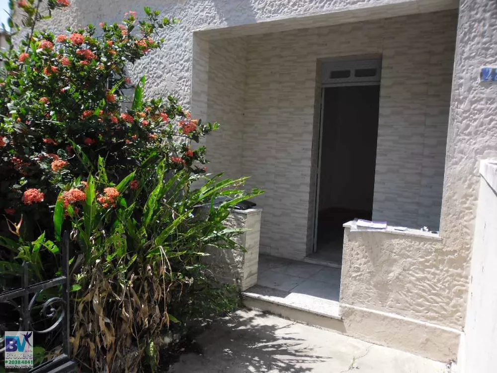 Casa, 2 quartos, 57 m² - Foto 1