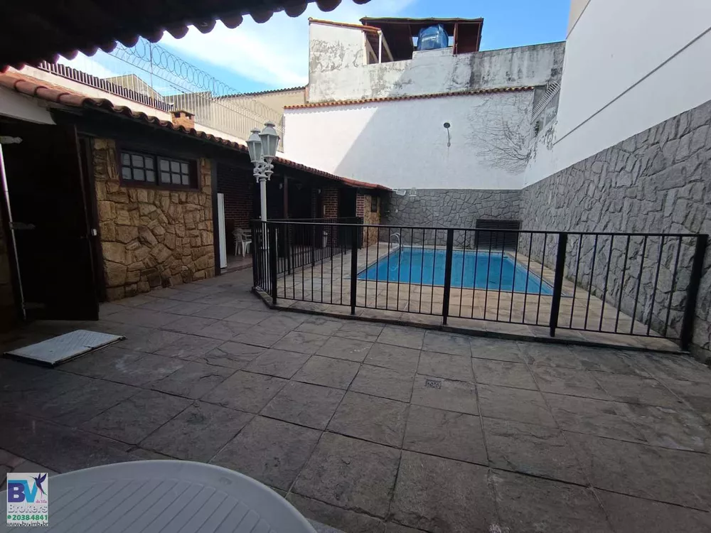 Casa, 3 quartos, 340 m² - Foto 2