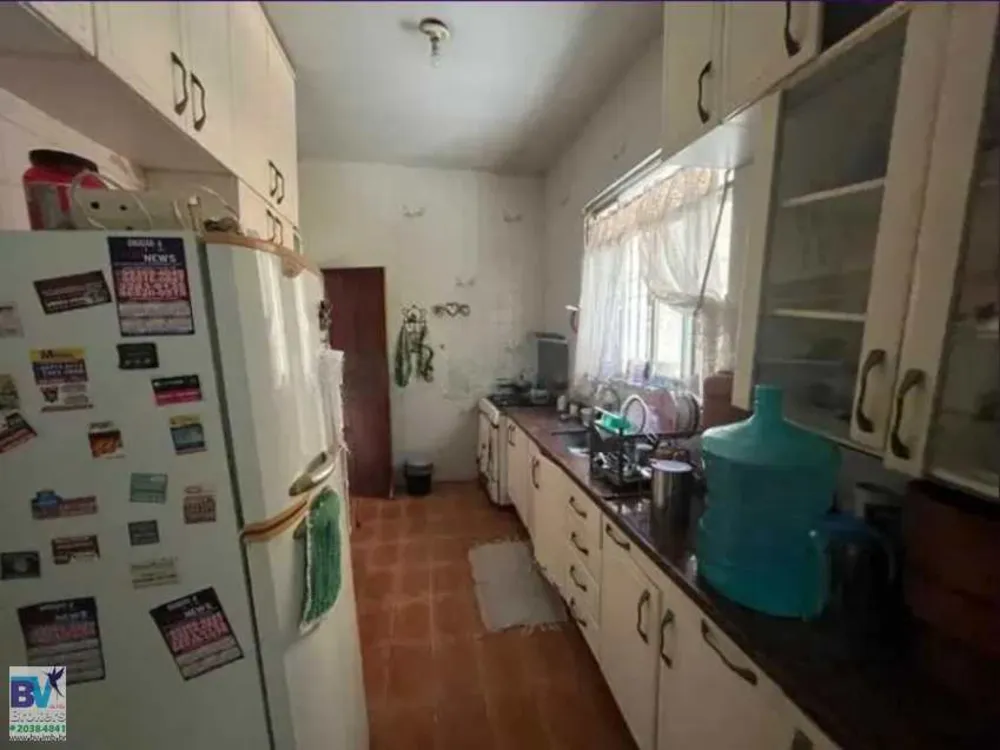 Casa, 4 quartos, 240 m² - Foto 11
