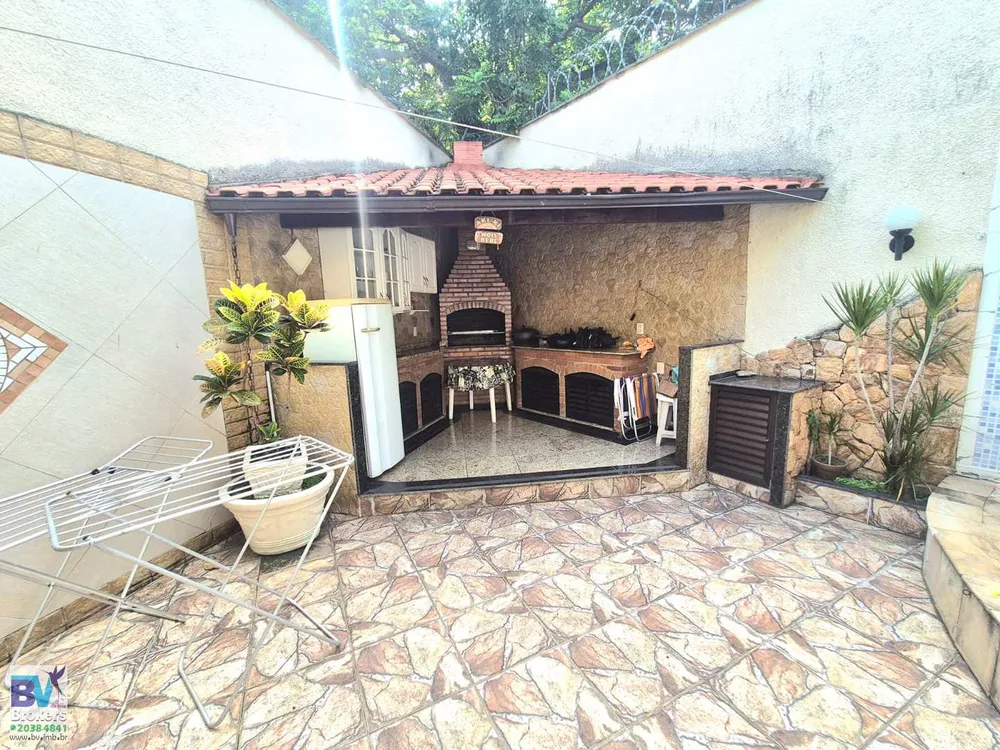 Casa, 3 quartos, 230 m² - Foto 30
