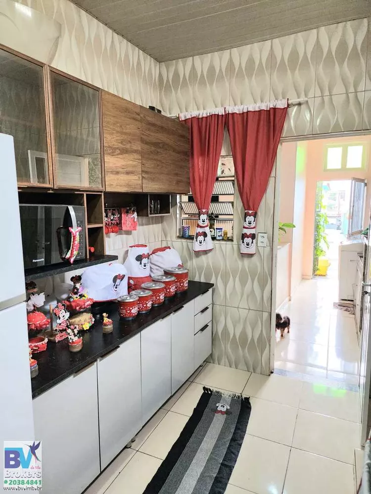 Casa, 4 quartos, 320 m² - Foto 1