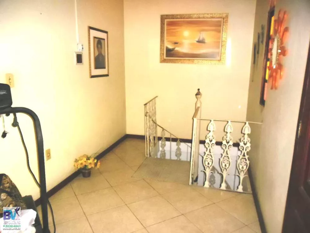 Casa, 3 quartos, 272 m² - Foto 2
