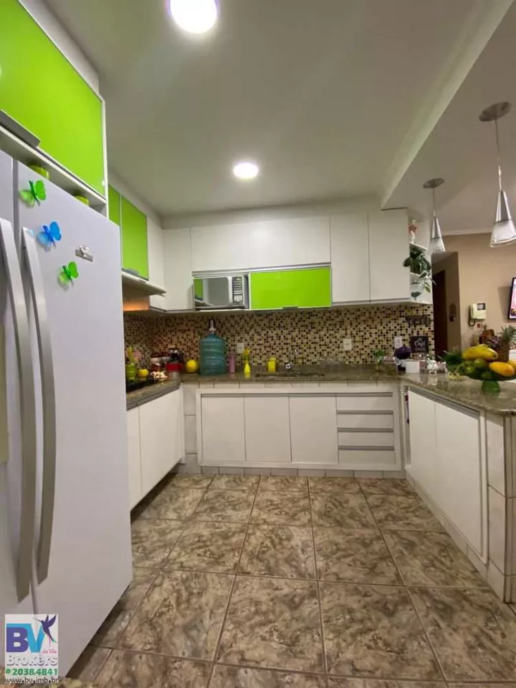 Casa, 3 quartos, 210 m² - Foto 11