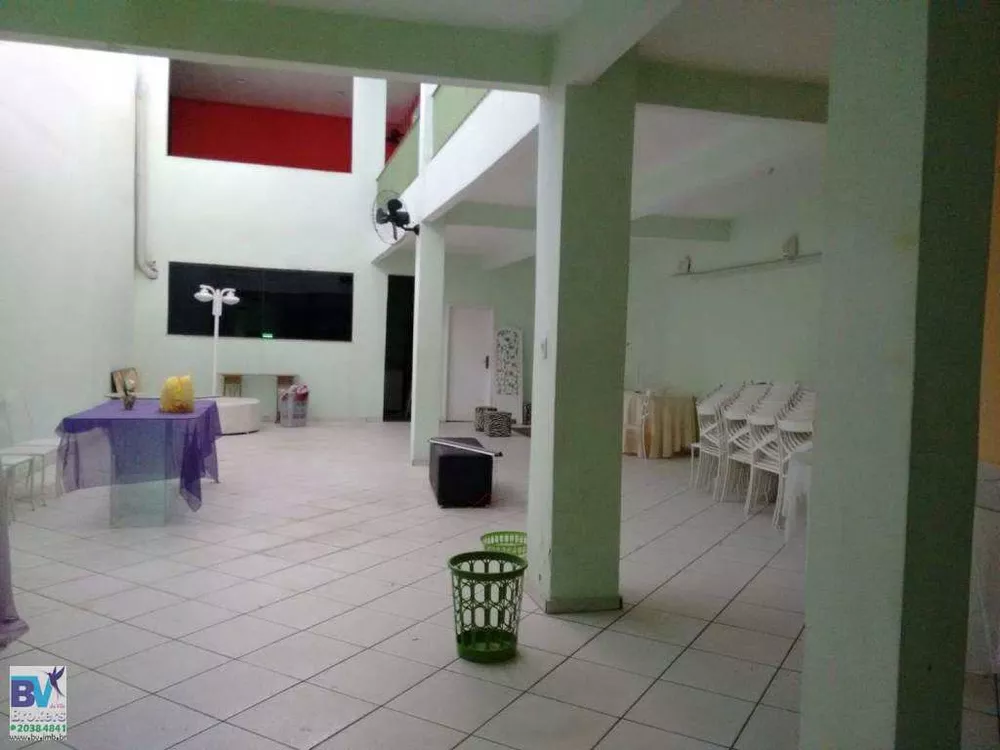 Casa, 3 quartos, 340 m² - Foto 1