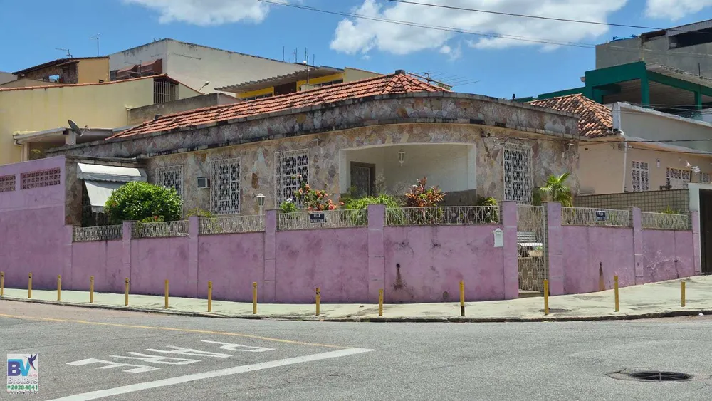 Casa, 3 quartos, 191 m² - Foto 1
