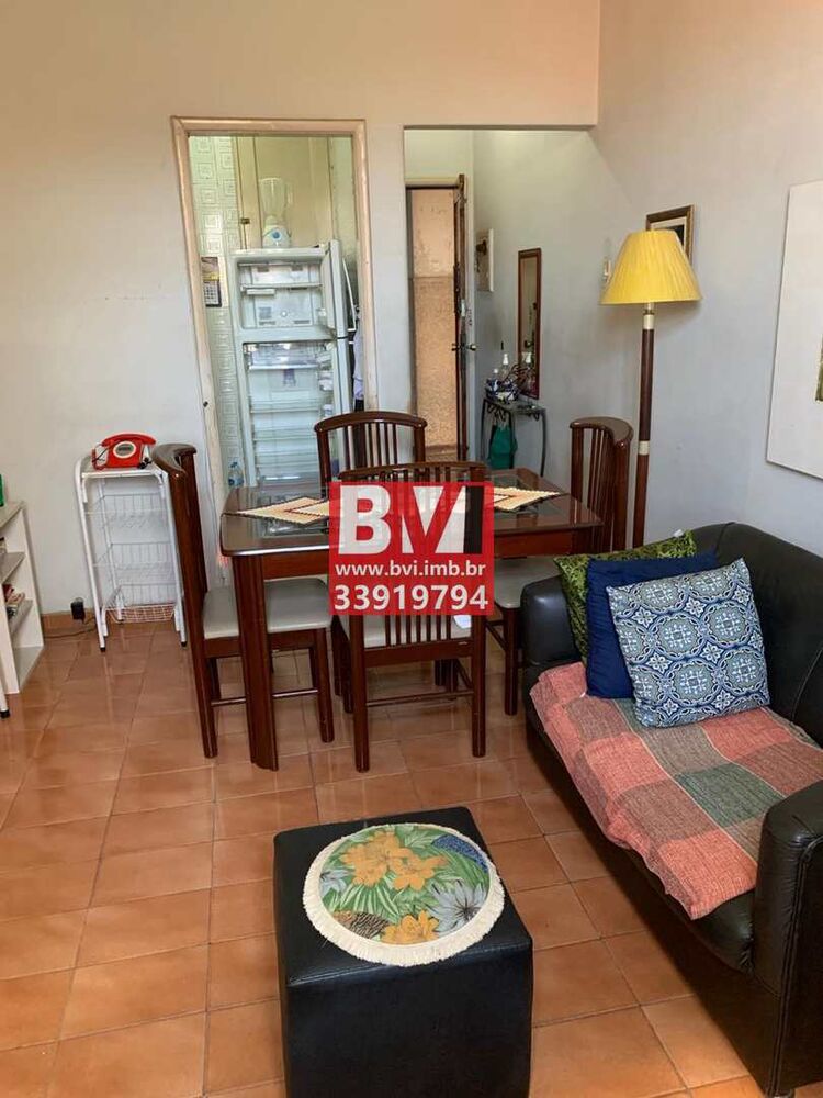Apartamento à venda com 1 quarto, 38m² - Foto 2