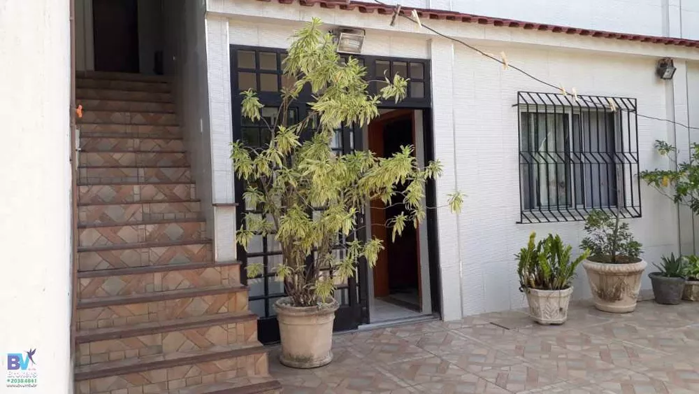 Casa, 5 quartos, 210 m² - Foto 4