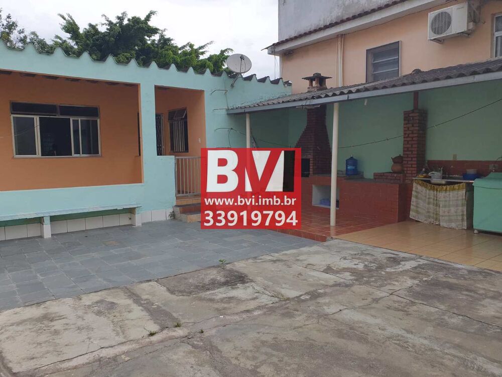 Casa à venda com 5 quartos, 269m² - Foto 2