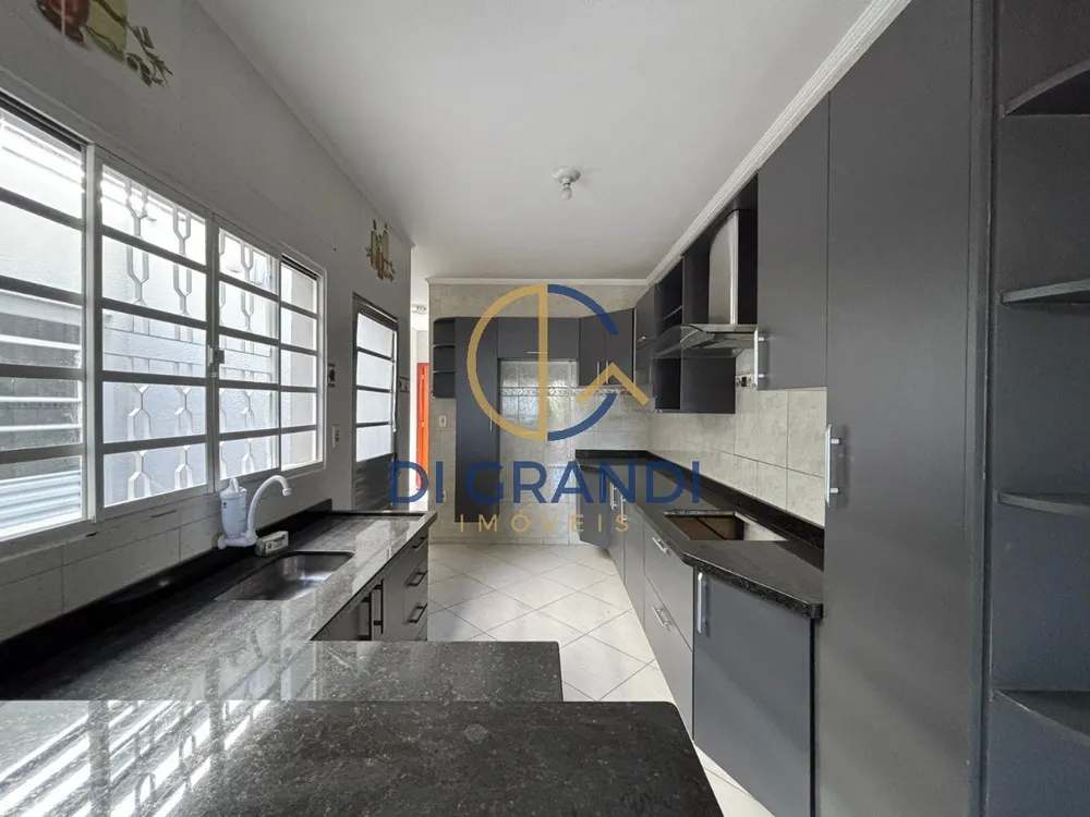Casa, 3 quartos, 141 m² - Foto 2