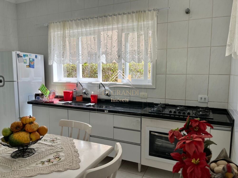 Casa à venda com 5 quartos - Foto 1