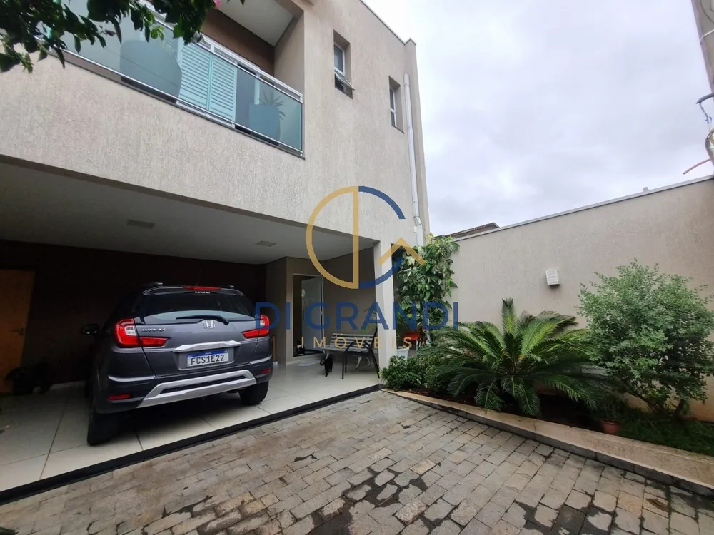 Casa, 3 quartos, 240 m² - Foto 3