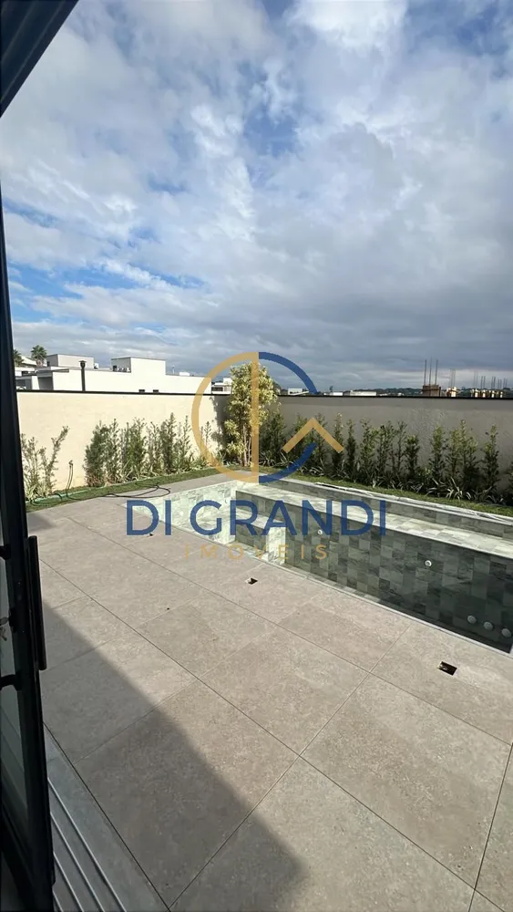 Casa, 4 quartos, 350 m² - Foto 1