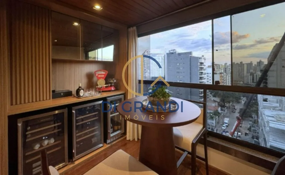 Apartamento, 3 quartos, 199 m² - Foto 1