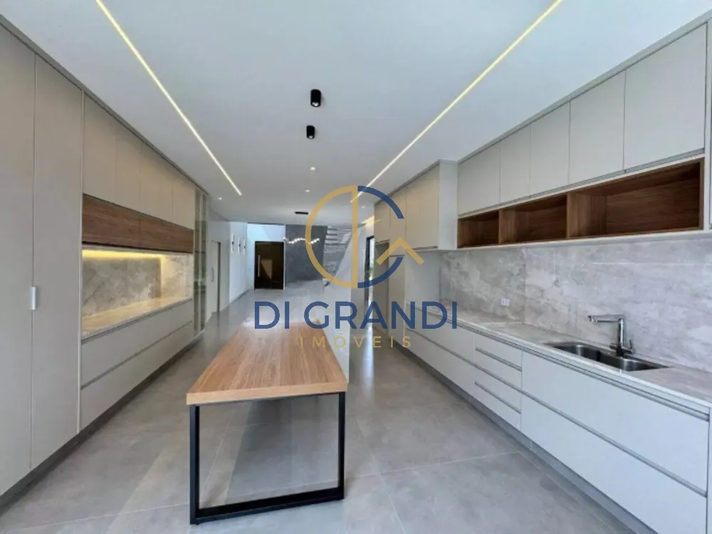 Casa, 3 quartos, 240 m² - Foto 4