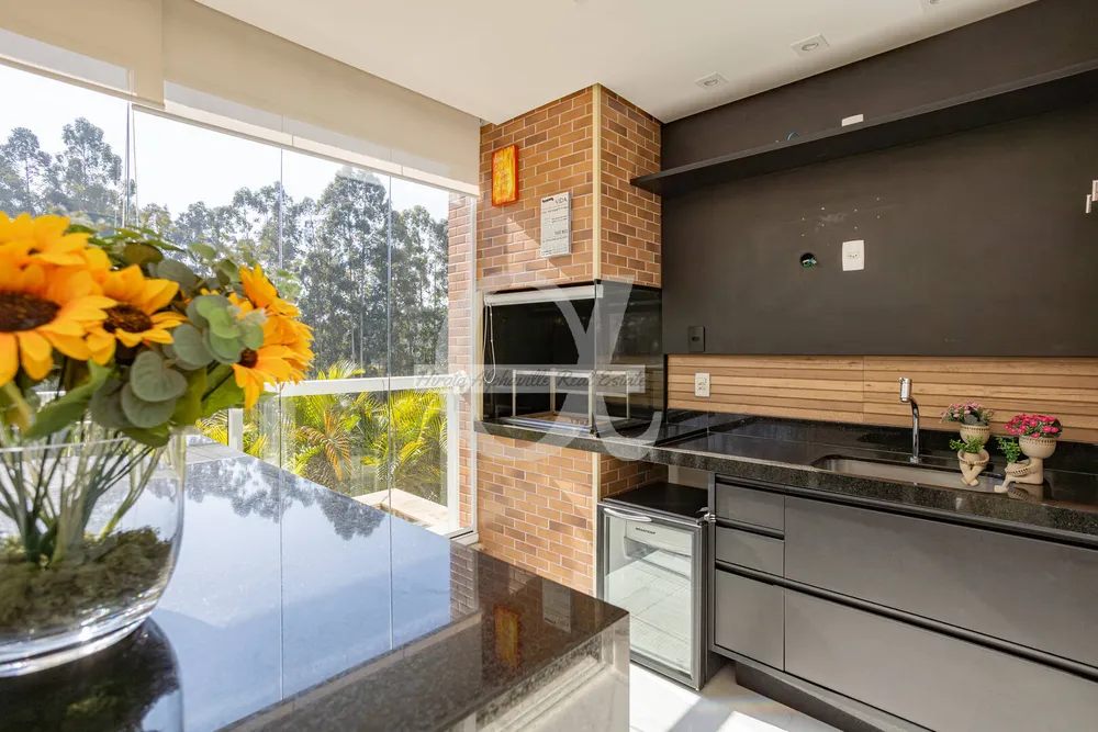 Apartamento, 3 quartos, 224 m² - Foto 2