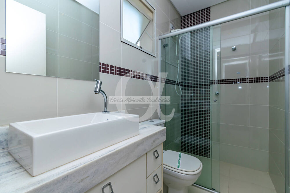 Casa, 3 quartos, 245 m² - Foto 1