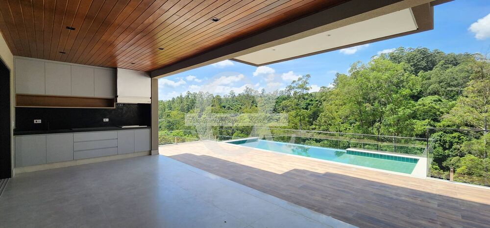 Casa à venda com 4 quartos, 385m² - Foto 1