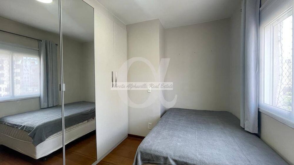 Apartamento para alugar com 2 quartos, 98m² - Foto 4