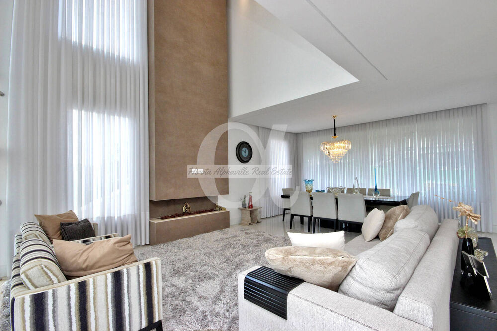 Casa, 4 quartos, 464 m² - Foto 1