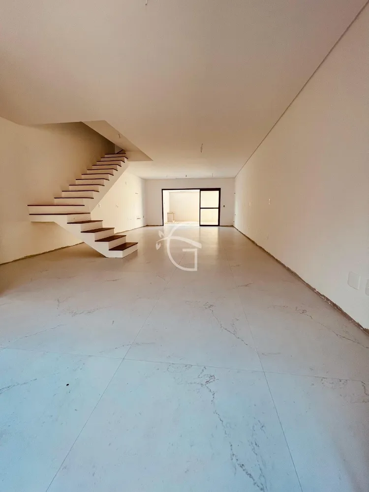 Casa, 3 quartos, 135 m² - Foto 3