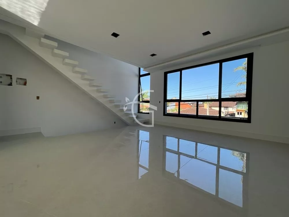 Sobrado à venda com 3 quartos, 169m² - Foto 4