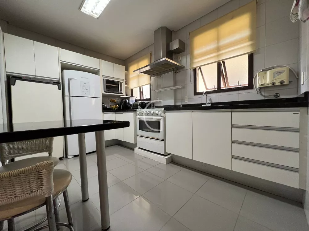 Apartamento, 4 quartos, 299 m² - Foto 2