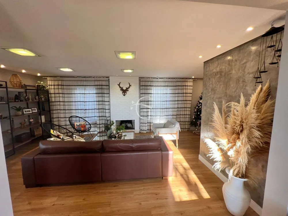 Casa, 4 quartos, 352 m² - Foto 2