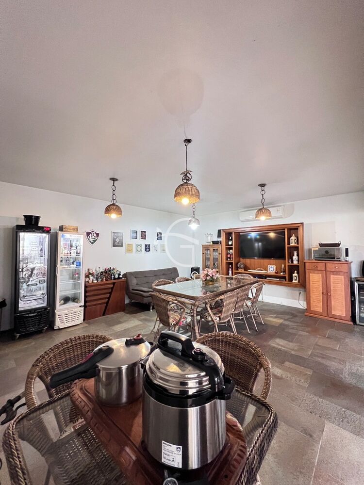 Casa à venda com 4 quartos, 1163m² - Foto 3