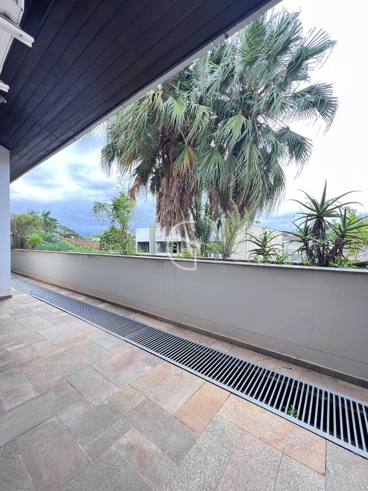 Casa à venda com 4 quartos, 1163m² - Foto 5
