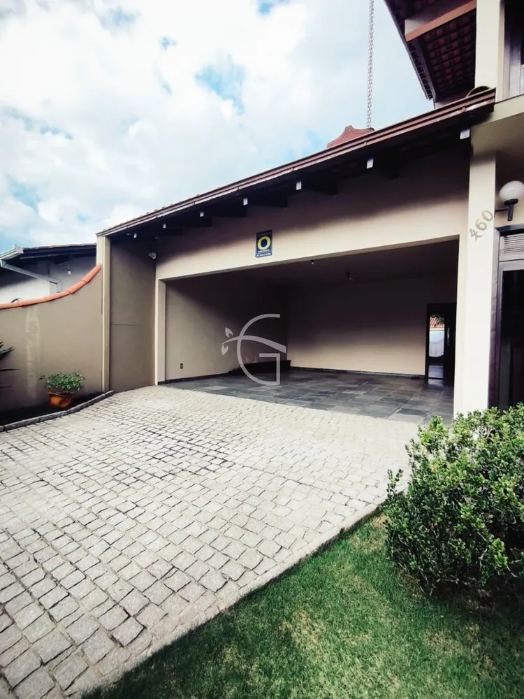 Casa, 4 quartos, 260 m² - Foto 4