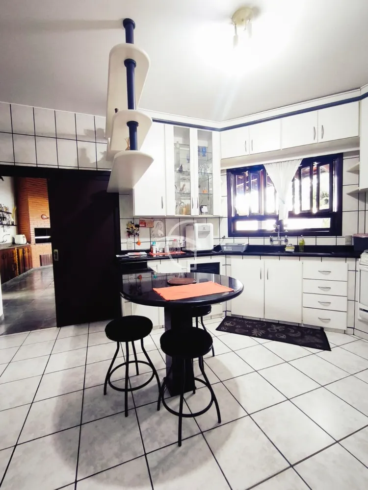 Casa, 4 quartos, 260 m² - Foto 4