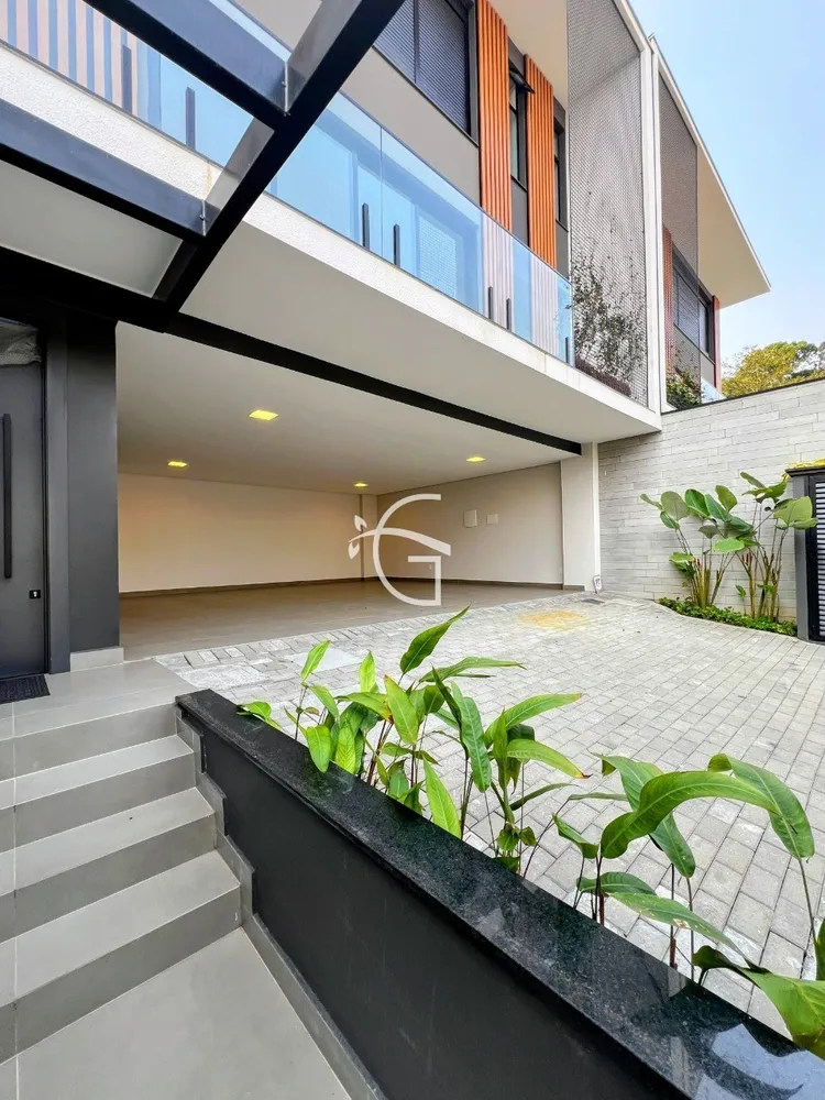 Casa, 3 quartos, 291 m² - Foto 1