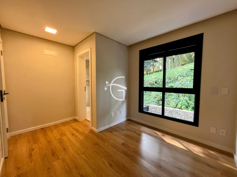 Casa, 3 quartos, 291 m² - Foto 3